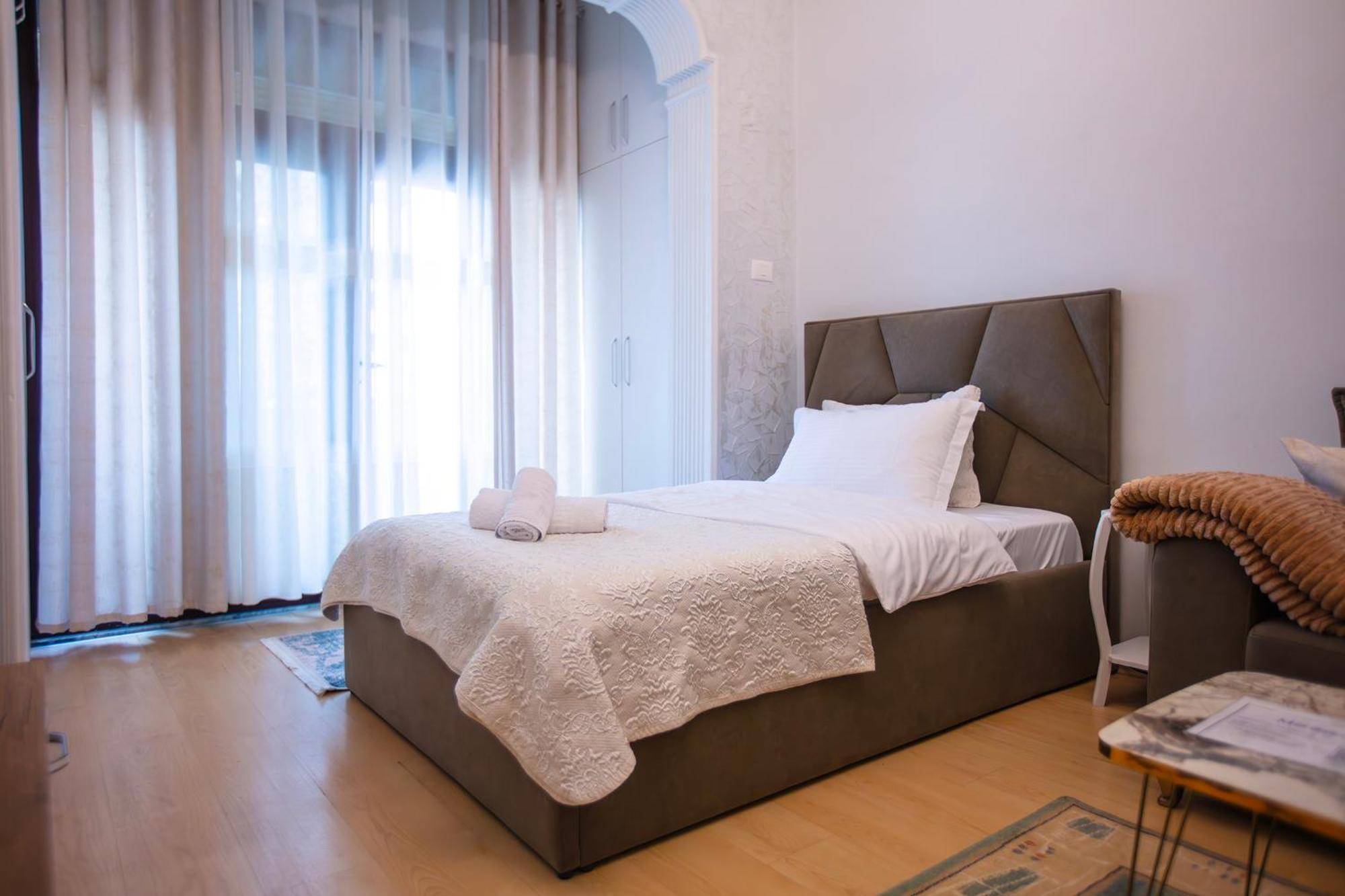 Tirana Center Apartment - Zogu I Boulevard Екстериор снимка